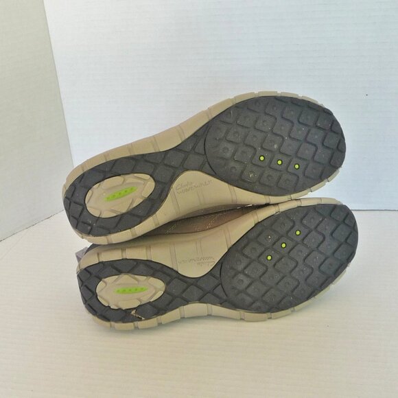 CLARKS Wave Walk Slip On Shoes WATERPROOF 6.5 - Picture 12 of 15